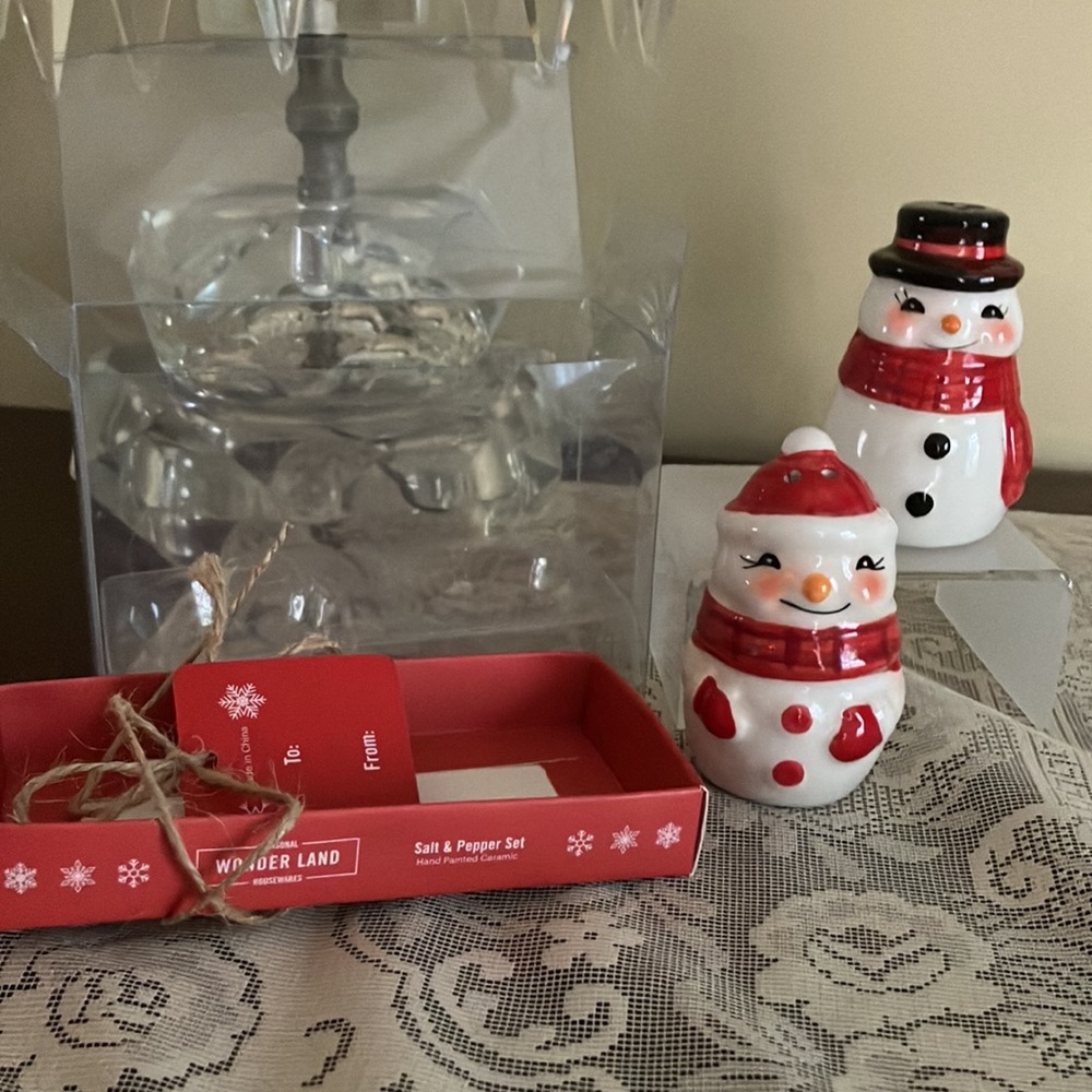 NIB WONDERLAND Retro Snowman Salt & Pepper - ADORABLE! - Picture 4 of 8